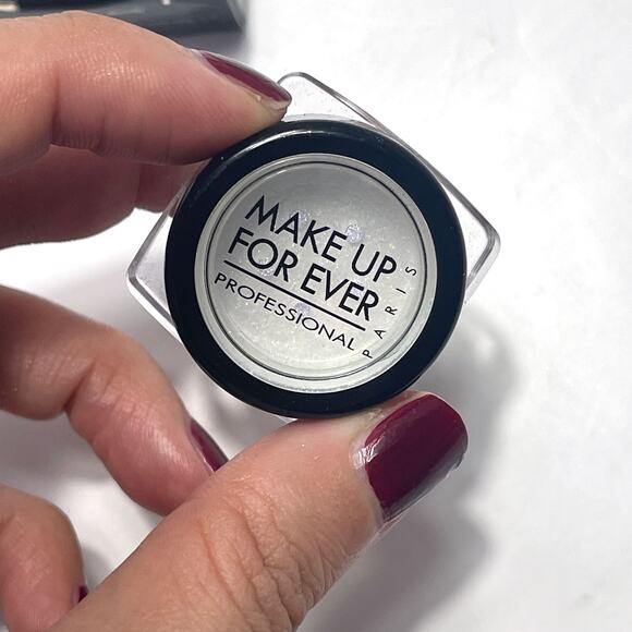 MAKE UP FOR EVER New Holodiam Glitter Powder in Shade 303 Hologrpahic pearls - Picture 5 of 11